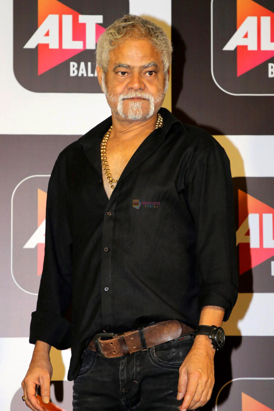 <strong><a href="https://www.imdb.com/name/nm0592799/" data-type="link" data-id="https://www.imdb.com/name/nm0592799/">Sanjay Mishra </a></strong>